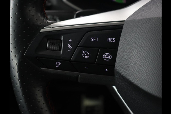 Seat Tarraco 1.4 TSI eHybrid PHEV FR | Panoramadak | Trekhaak | Adaptive cruise | Alcantara | Carplay | Navigatie | Camera | Full LED | 19'' lichtmetalen velgen | Plug In Seat Tarraco 1.4 TSI eHybrid PHEV FR | Panoramadak | Trekhaak | Adaptive cruise | Alcantara | Carplay | Navigatie | Camera | Full LED | 19'' lichtmetalen velgen | Plug In