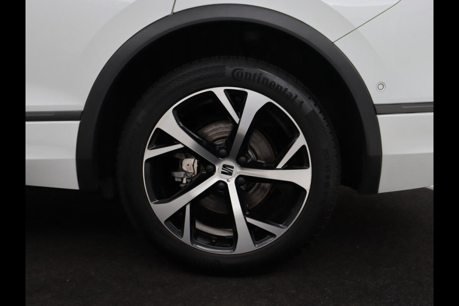Seat Tarraco 1.4 TSI eHybrid PHEV FR | Panoramadak | Trekhaak | Adaptive cruise | Alcantara | Carplay | Navigatie | Camera | Full LED | 19'' lichtmetalen velgen | Plug In Seat Tarraco 1.4 TSI eHybrid PHEV FR | Panoramadak | Trekhaak | Adaptive cruise | Alcantara | Carplay | Navigatie | Camera | Full LED | 19'' lichtmetalen velgen | Plug In