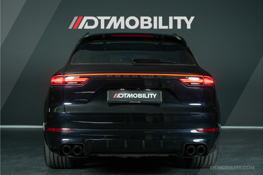 Porsche Cayenne 3.0 E-Hybrid | Sport Design & Chrono | | Panoramadak | ACC | Achterasbesturing