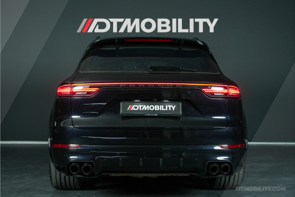 Porsche Cayenne 3.0 E-Hybrid | Sport Design & Chrono | | Panoramadak | ACC | Achterasbesturing