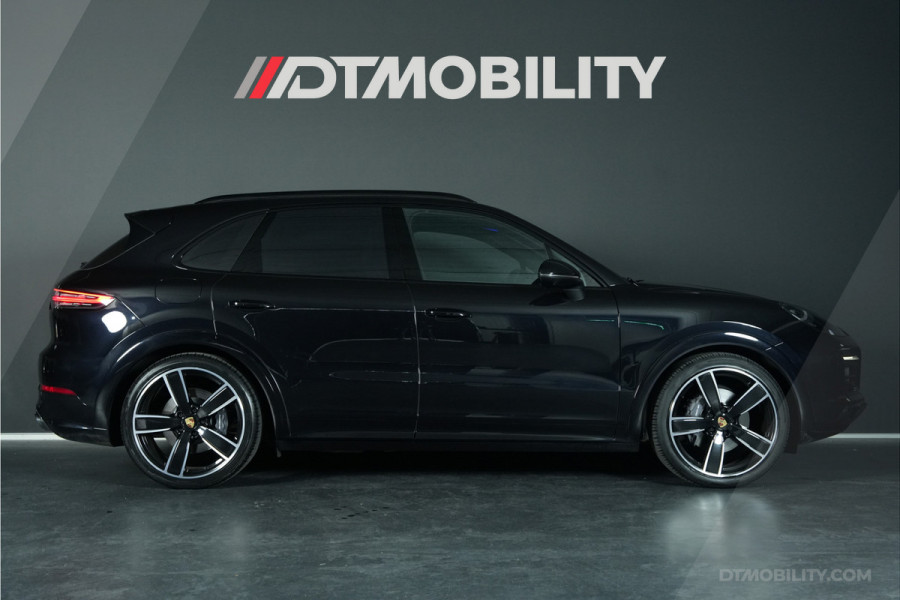 Porsche Cayenne 3.0 E-Hybrid | Sport Design & Chrono | | Panoramadak | ACC | Achterasbesturing