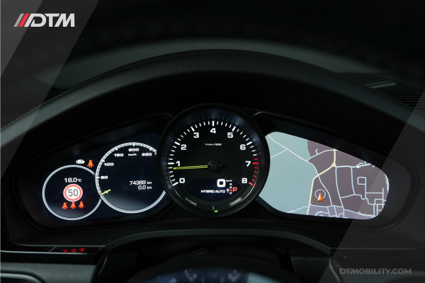 Porsche Cayenne 3.0 E-Hybrid | Sport Design & Chrono | | Panoramadak | ACC | Achterasbesturing