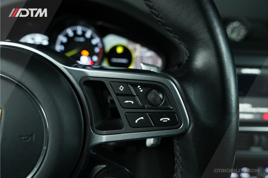 Porsche Cayenne 3.0 E-Hybrid | Sport Design & Chrono | | Panoramadak | ACC | Achterasbesturing