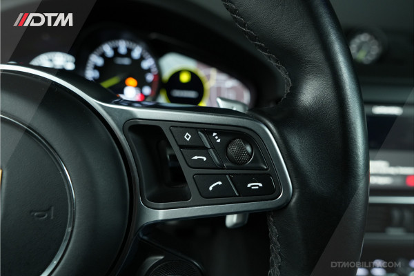 Porsche Cayenne 3.0 E-Hybrid | Sport Design & Chrono | | Panoramadak | ACC | Achterasbesturing