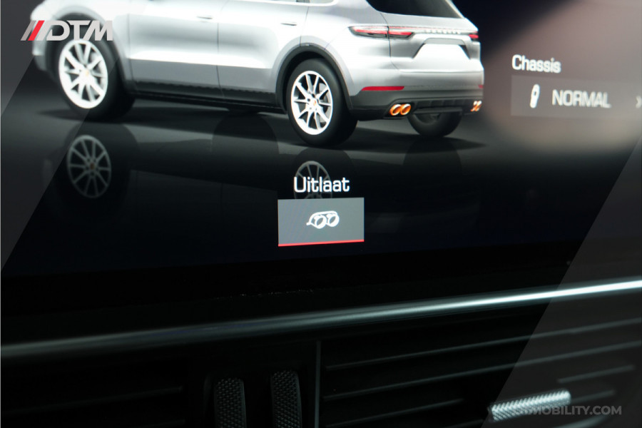 Porsche Cayenne 3.0 E-Hybrid | Sport Design & Chrono | | Panoramadak | ACC | Achterasbesturing