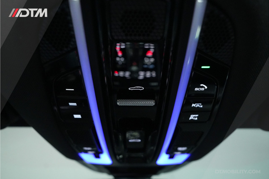 Porsche Cayenne 3.0 E-Hybrid | Sport Design & Chrono | | Panoramadak | ACC | Achterasbesturing