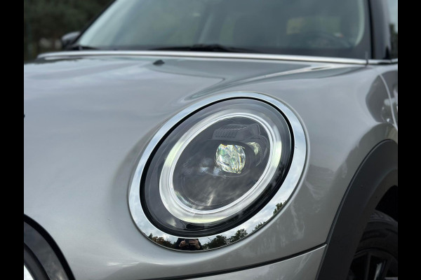 MINI Mini Electric CAMDEN automaat 33 kWh, 12912 km, 1/2 lederen sportinterieur, stoelverwarming, 1 e eigenaar, nl auto met nap MINI Mini Electric CAMDEN automaat 33 kWh, 12912 km, 1/2 lederen sportinterieur, stoelverwarming, 1 e eigenaar, nl auto met nap