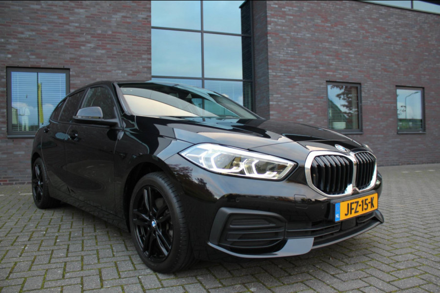 BMW 1-serie 118i High Executive Edition BMW 1-serie 118i High Executive Edition