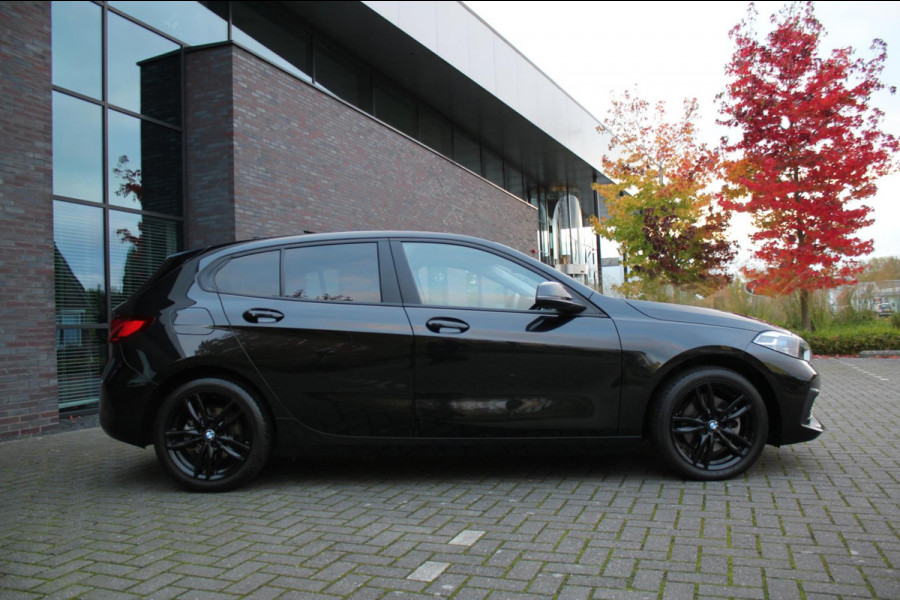 BMW 1-serie 118i High Executive Edition BMW 1-serie 118i High Executive Edition