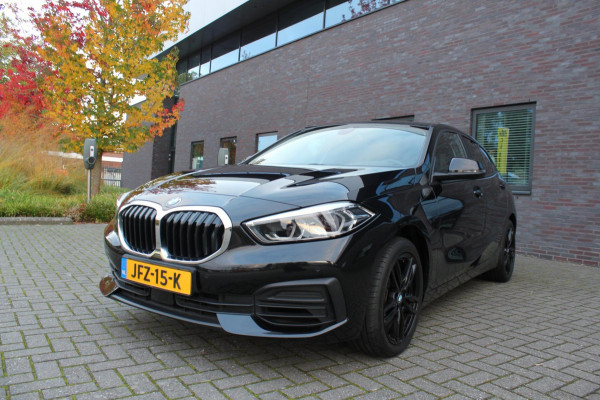 BMW 1-serie 118i High Executive Edition BMW 1-serie 118i High Executive Edition