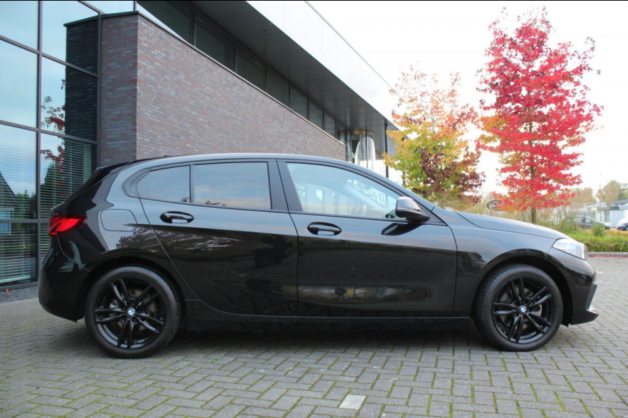 BMW 1-serie 118i High Executive Edition BMW 1-serie 118i High Executive Edition