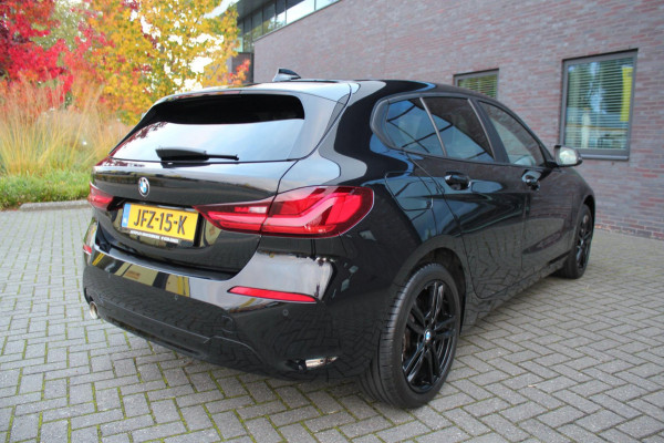 BMW 1-serie 118i High Executive Edition BMW 1-serie 118i High Executive Edition