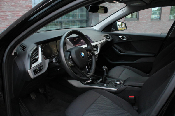 BMW 1-serie 118i High Executive Edition BMW 1-serie 118i High Executive Edition