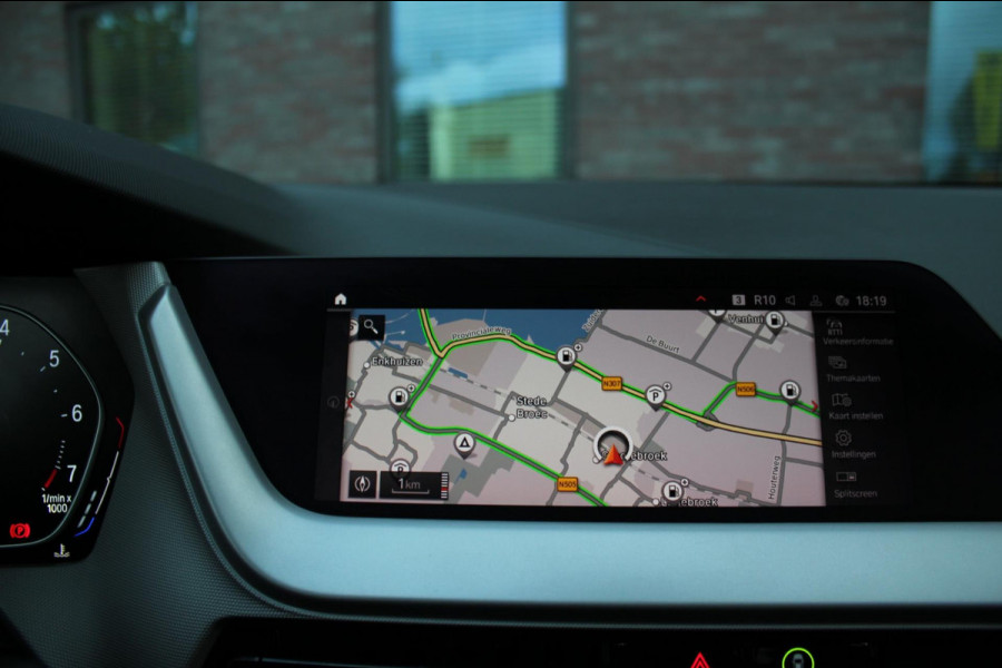 BMW 1-serie 118i High Executive Edition BMW 1-serie 118i High Executive Edition