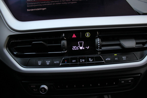 BMW 1-serie 118i High Executive Edition BMW 1-serie 118i High Executive Edition