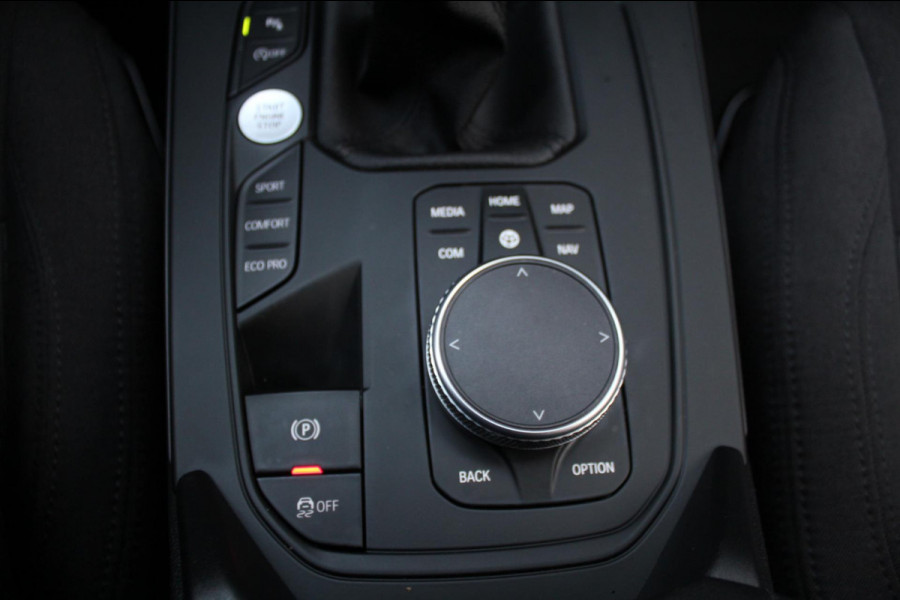 BMW 1-serie 118i High Executive Edition BMW 1-serie 118i High Executive Edition