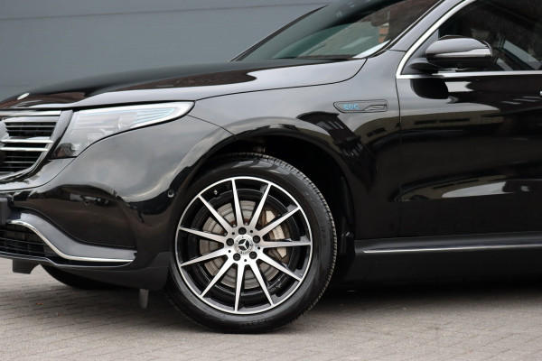 Mercedes-Benz EQC 400 4MATIC Premium+ AMG Line 80 kWh | 30.500,- ex BTW | Schuifdak | Distronic+ | Burmester | Memory | Parfumering | Keyless Go | Surround Camera | HUD | Multibeam LED |