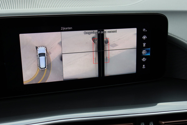 Mercedes-Benz EQC 400 4MATIC Premium+ AMG Line 80 kWh | 30.500,- ex BTW | Schuifdak | Distronic+ | Burmester | Memory | Parfumering | Keyless Go | Surround Camera | HUD | Multibeam LED |