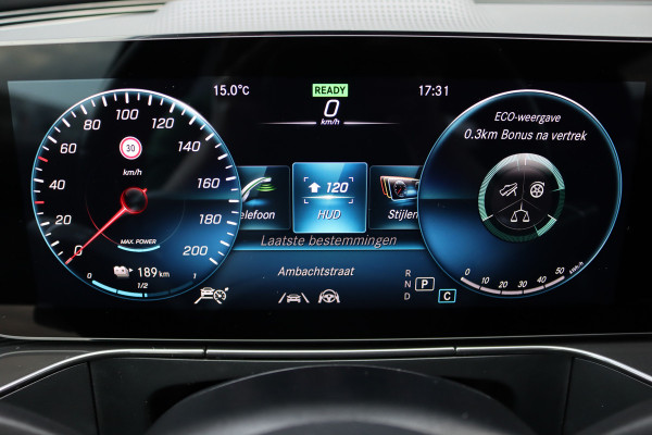 Mercedes-Benz EQC 400 4MATIC Premium+ AMG Line 80 kWh | 30.500,- ex BTW | Schuifdak | Distronic+ | Burmester | Memory | Parfumering | Keyless Go | Surround Camera | HUD | Multibeam LED |