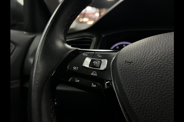 Volkswagen T-Roc 1.0 TSI | PDC | ACC | Lane assist |CARPLAY| Volkswagen T-Roc 1.0 TSI | PDC | ACC | Lane assist |CARPLAY|