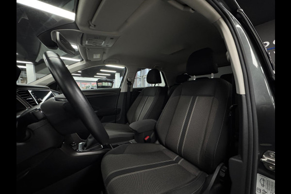 Volkswagen T-Roc 1.0 TSI | PDC | ACC | Lane assist |CARPLAY| Volkswagen T-Roc 1.0 TSI | PDC | ACC | Lane assist |CARPLAY|