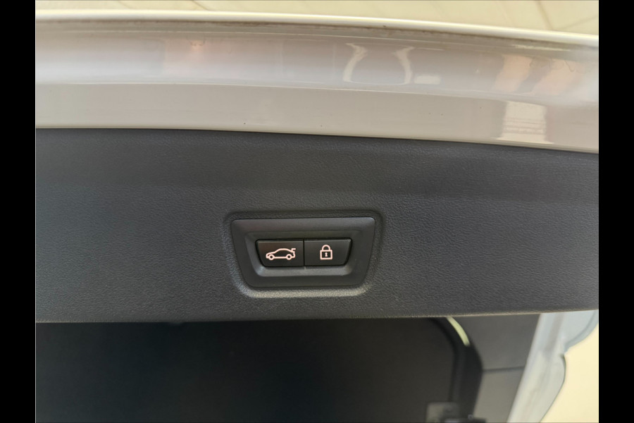 BMW i4 M50 High Executive 84 kWh ACC 360 Camera schuifkanteldak H&K 544PK NL Auto BMW i4 M50 High Executive 84 kWh ACC 360 Camera schuifkanteldak H&K 544PK NL Auto