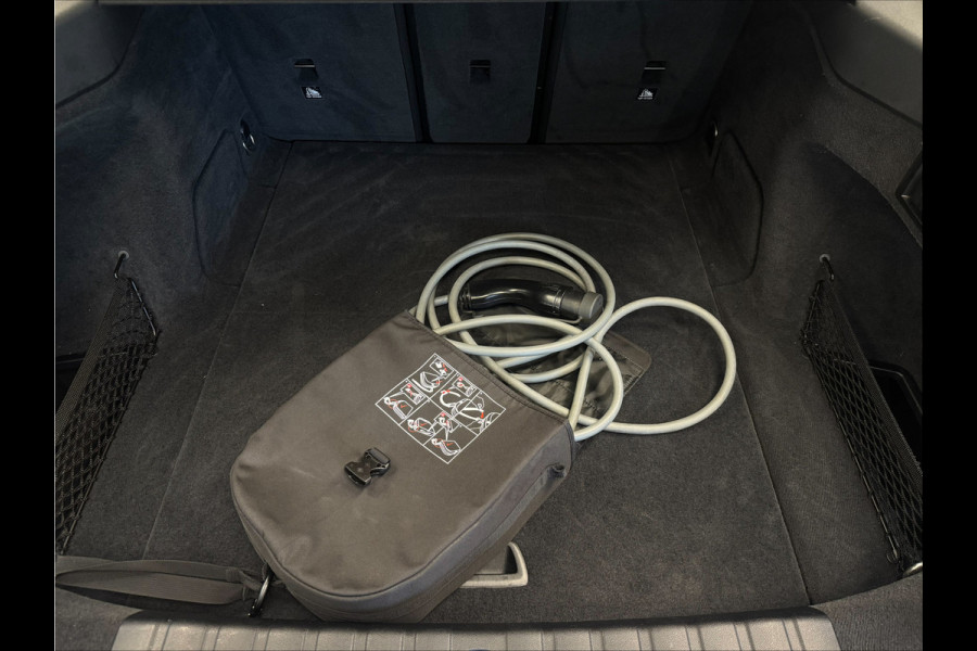 BMW i4 M50 High Executive 84 kWh ACC 360 Camera schuifkanteldak H&K 544PK NL Auto BMW i4 M50 High Executive 84 kWh ACC 360 Camera schuifkanteldak H&K 544PK NL Auto