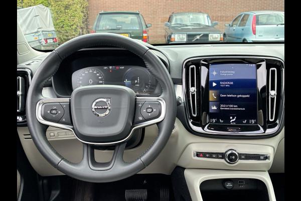Volvo XC40 1.5 T5 Recharge Inscription 261pk! | SkyRoof | Park Assist | 18" Lm-Velgen | Stoelverwarming | Carplay Android Auto Volvo XC40 1.5 T5 Recharge Inscription 261pk! | SkyRoof | Park Assist | 18" Lm-Velgen | Stoelverwarming | Carplay Android Auto