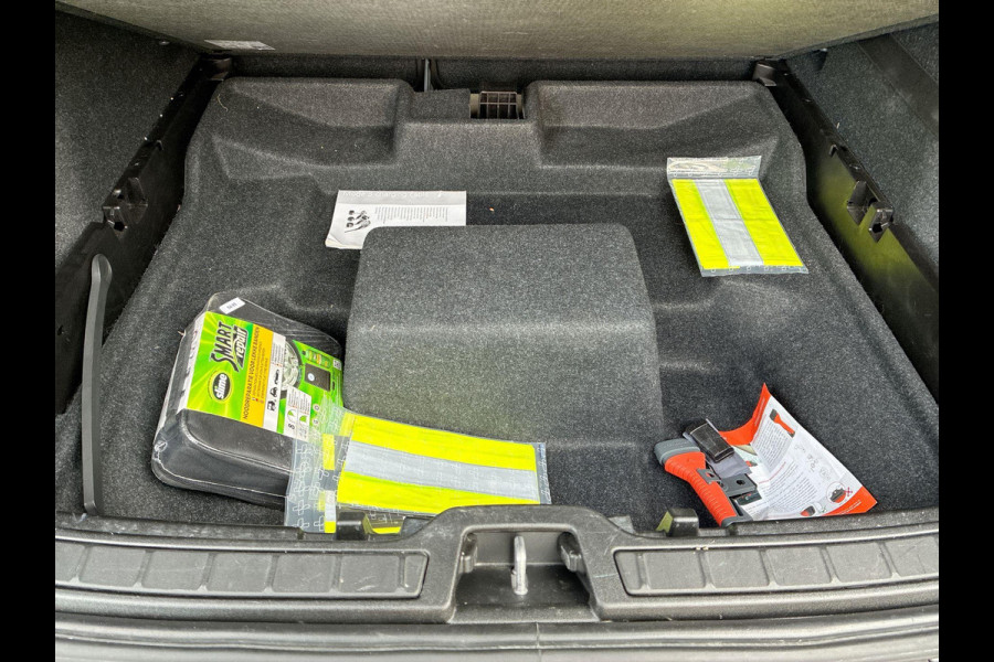 Volvo XC40 1.5 T5 Recharge Inscription 261pk! | SkyRoof | Park Assist | 18" Lm-Velgen | Stoelverwarming | Carplay Android Auto Volvo XC40 1.5 T5 Recharge Inscription 261pk! | SkyRoof | Park Assist | 18" Lm-Velgen | Stoelverwarming | Carplay Android Auto