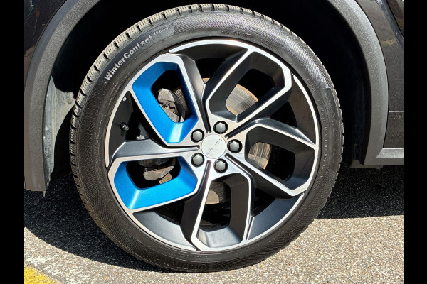 Lynk & Co 01 1.5 Plug in Hybrid 261pk | SkyRoof | 360° Camera | Climate Pack | Pilot Assist | Park Assist | Carplay Android auto Lynk & Co 01 1.5 Plug in Hybrid 261pk | SkyRoof | 360° Camera | Climate Pack | Pilot Assist | Park Assist | Carplay Android auto