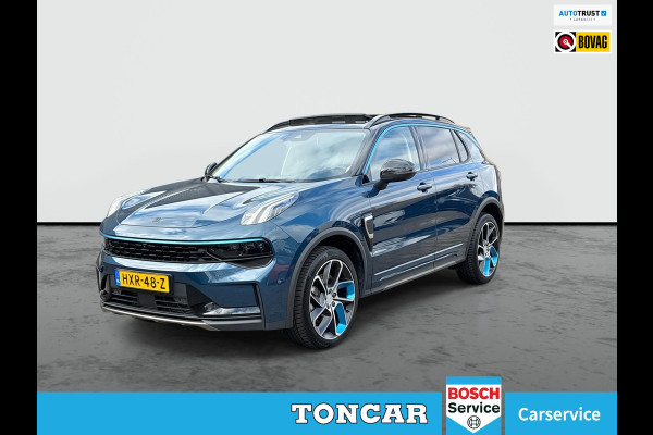 Lynk & Co 01 1.5 Plug in Hybrid 261pk | SkyRoof | 360° Camera | Climate Pack | Pilot Assist | Park Assist | Carplay Android auto