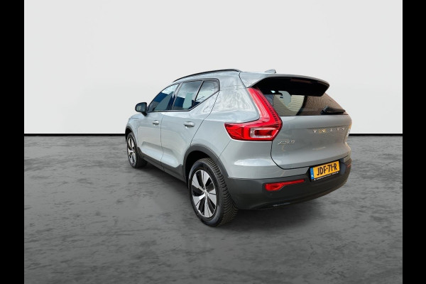 Volvo XC40 1.5 T4 Plug-in hybrid Plus Dark | Nieuwe auto | HK audio | 360° Camera | Trekhaak | Climate Pack | Pilot- Park Assist |