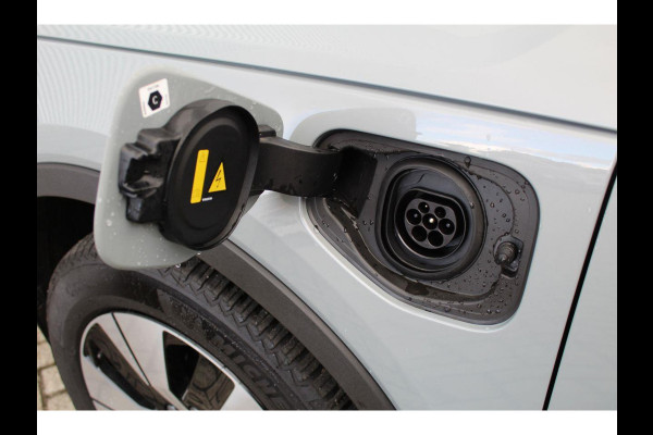 Volvo XC40 1.5 T4 Plug-in hybrid Plus Dark | Nieuwe auto | HK audio | 360° Camera | Trekhaak | Climate Pack | Pilot- Park Assist |
