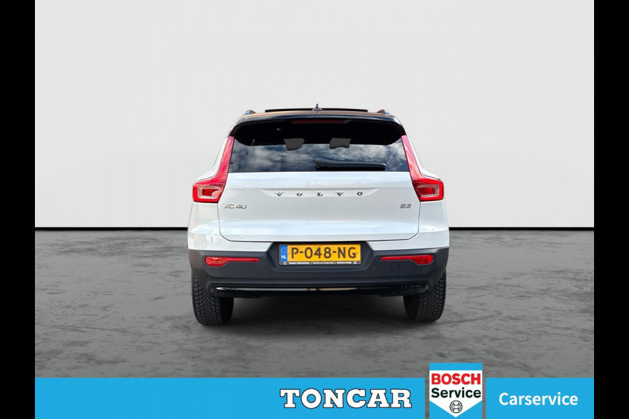 Volvo XC40 2.0 B3 R-Design | SkyRoof | Pilot Assist| Park Assist | 18" Lm-velgen | Two Tone Lak | Apple Carplay / Android Auto Volvo XC40 2.0 B3 R-Design | SkyRoof | Pilot Assist| Park Assist | 18" Lm-velgen | Two Tone Lak | Apple Carplay / Android Auto