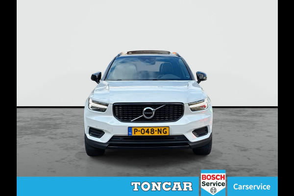 Volvo XC40 2.0 B3 R-Design | SkyRoof | Pilot Assist| Park Assist | 18" Lm-velgen | Two Tone Lak | Apple Carplay / Android Auto Volvo XC40 2.0 B3 R-Design | SkyRoof | Pilot Assist| Park Assist | 18" Lm-velgen | Two Tone Lak | Apple Carplay / Android Auto
