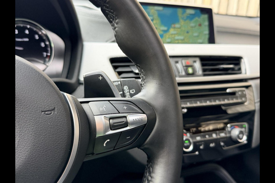 BMW X2 sDrive20i M-sport Automaat | Panoramadak | DAB | LED verlichting | 20 inch | Schakelflippers | Lederen bekleding | Stoelverwarmi BMW X2 sDrive20i M-sport Automaat | Panoramadak | DAB | LED verlichting | 20 inch | Schakelflippers | Lederen bekleding | Stoelverwarmi