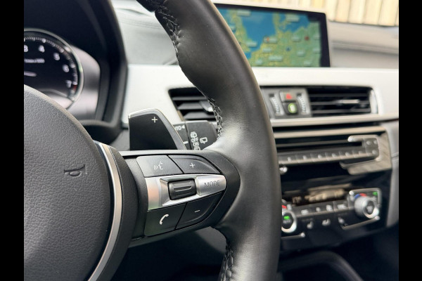 BMW X2 sDrive20i M-sport Automaat | Panoramadak | DAB | LED verlichting | 20 inch | Schakelflippers | Lederen bekleding | Stoelverwarmi BMW X2 sDrive20i M-sport Automaat | Panoramadak | DAB | LED verlichting | 20 inch | Schakelflippers | Lederen bekleding | Stoelverwarmi