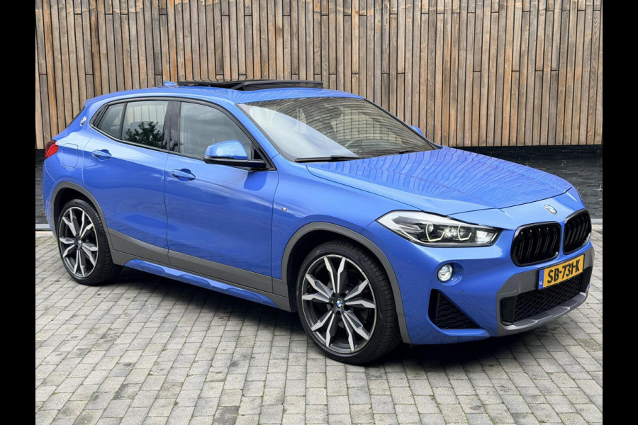 BMW X2 sDrive20i M-sport Automaat | Panoramadak | DAB | LED verlichting | 20 inch | Schakelflippers | Lederen bekleding | Stoelverwarmi BMW X2 sDrive20i M-sport Automaat | Panoramadak | DAB | LED verlichting | 20 inch | Schakelflippers | Lederen bekleding | Stoelverwarmi