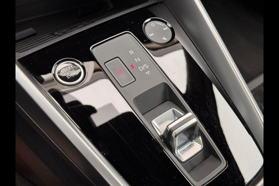 Audi A3 Limousine 35 TFSI S edition AppleCarPlay/Xenon/RS zetels