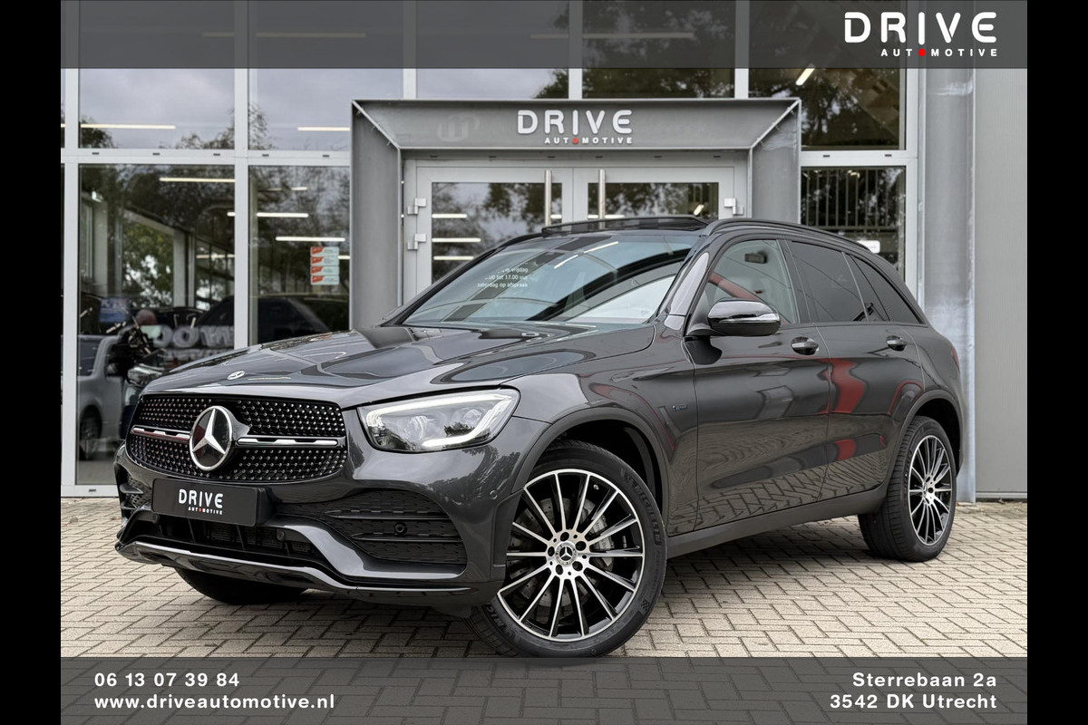 Mercedes-Benz GLC 300e 4MATIC Bus Sol. AMG Night|SOH94%|Pano|Ad.Cruise|Burmester|Carplay|Trekhaak Mercedes-Benz GLC 300e 4MATIC Bus Sol. AMG Night|SOH94%|Pano|Ad.Cruise|Burmester|Carplay|Trekhaak