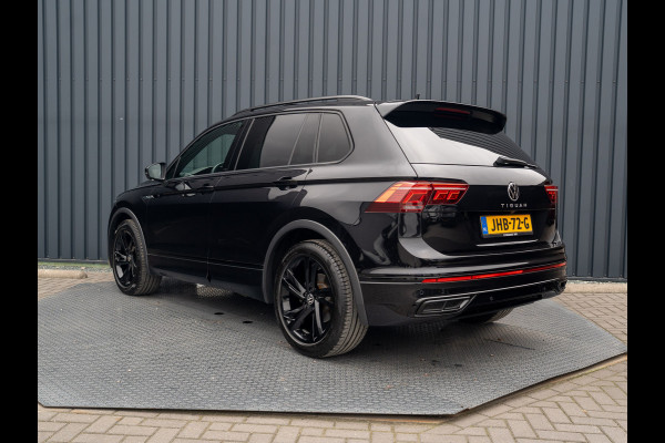 Volkswagen Tiguan 1.5 TSI R-Line Black Style | Panodak | Elk. A-klep | IQ Light | Camera | Prijs Rijklaar!!