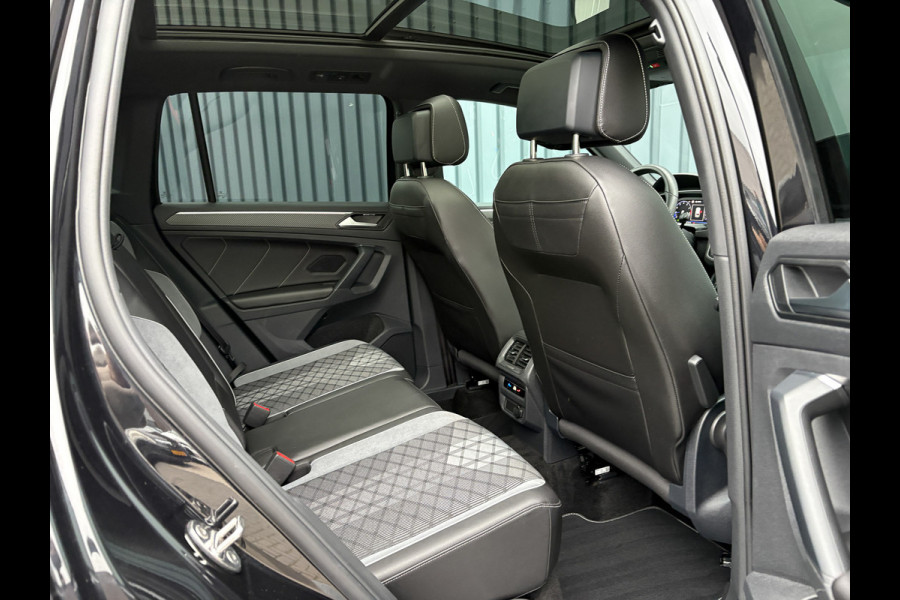 Volkswagen Tiguan 1.5 TSI R-Line Black Style | Panodak | Elk. A-klep | IQ Light | Camera | Prijs Rijklaar!!