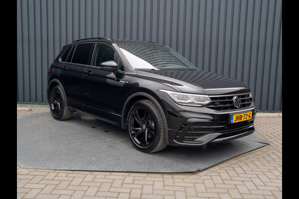 Volkswagen Tiguan 1.5 TSI R-Line Black Style | Panodak | Elk. A-klep | IQ Light | Camera | Prijs Rijklaar!!