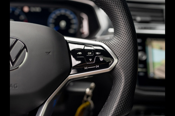 Volkswagen Tiguan 1.5 TSI R-Line Black Style | Panodak | Elk. A-klep | IQ Light | Camera | Prijs Rijklaar!!