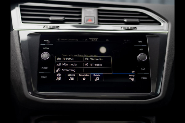 Volkswagen Tiguan 1.5 TSI R-Line Black Style | Panodak | Elk. A-klep | IQ Light | Camera | Prijs Rijklaar!!