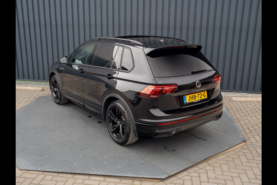 Volkswagen Tiguan 1.5 TSI R-Line Black Style | Panodak | Elk. A-klep | IQ Light | Camera | Prijs Rijklaar!!