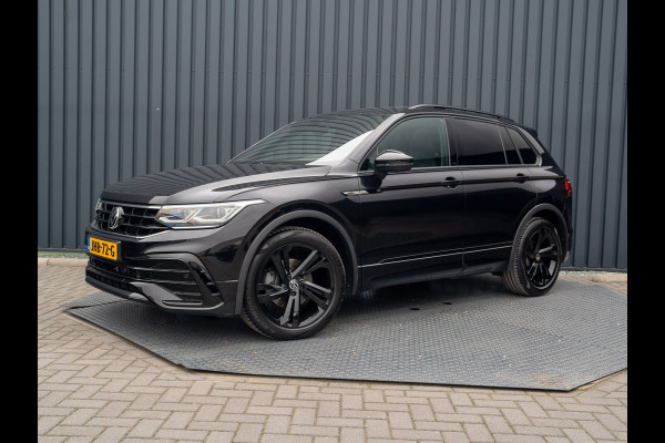Volkswagen Tiguan 1.5 TSI R-Line Black Style | Panodak | Elk. A-klep | IQ Light | Camera | Prijs Rijklaar!!