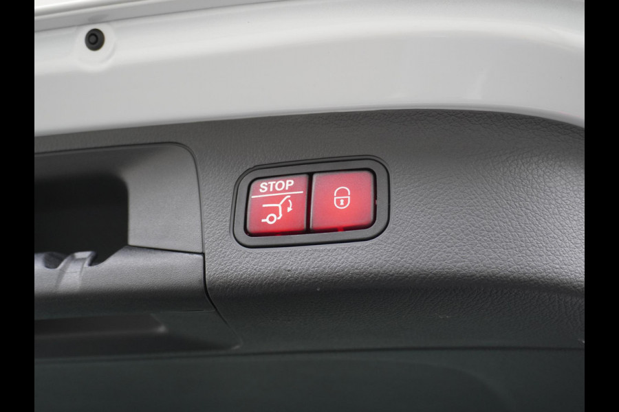 Mercedes-Benz EQA 250 Luxury Line 67 kWh LEDER | AMBILIGHT | CAMERA | PANORAMADAK | RIJKLAARPRIJS INCL. 12MND BOVAG