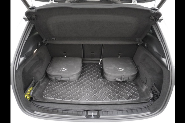 Mercedes-Benz EQA 250 Luxury Line 67 kWh LEDER | AMBILIGHT | CAMERA | PANORAMADAK | RIJKLAARPRIJS INCL. 12MND BOVAG