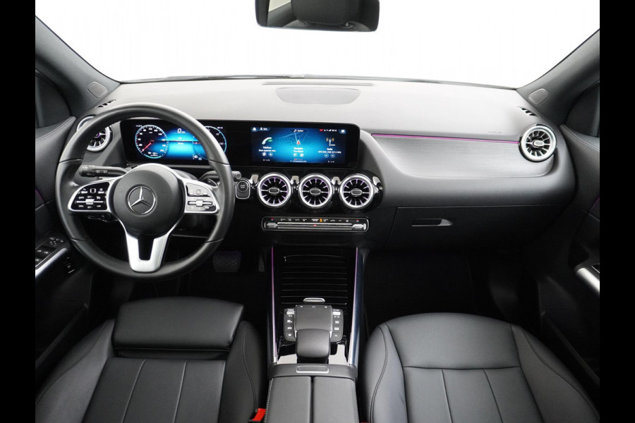 Mercedes-Benz EQA 250 Luxury Line 67 kWh LEDER | AMBILIGHT | CAMERA | PANORAMADAK | RIJKLAARPRIJS INCL. 12MND BOVAG